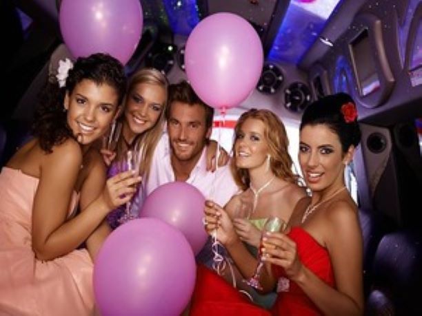 Corporate Events with a Twist: Team Building on a Party Bus