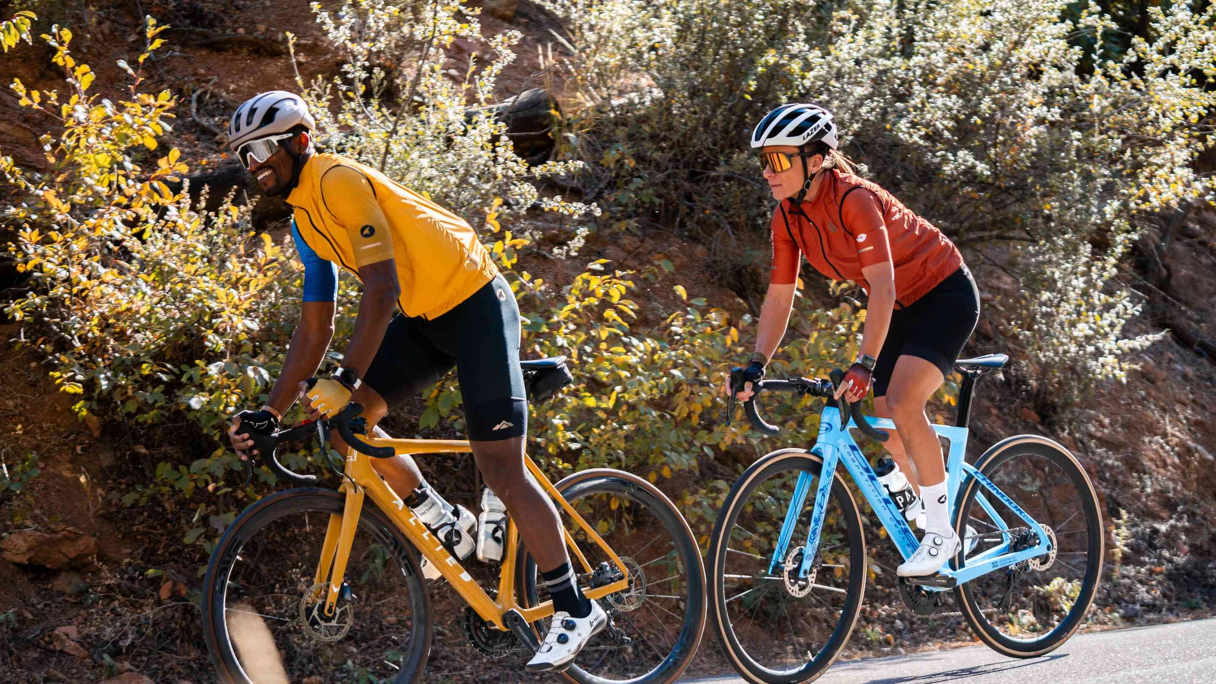 Buy Cycling Vests in Bulk: Enhance Your Ride with Style and Comfort