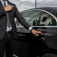 The Ultimate Guide to Black Car Service in Chicago Luxury, Comfort, and Convenience