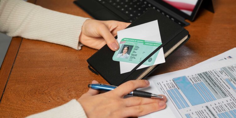 Top Investment Opportunities in UAE for Investor Visa Holders