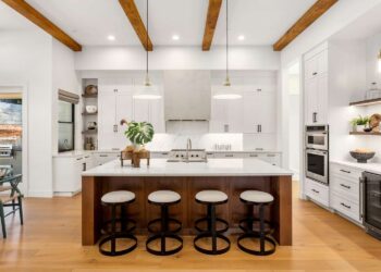 Wooden Kitchen Island: Things You Need to Know