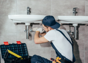 How Do Plumbers Handle Drain Cleaning and Clog Removal?