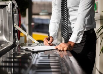 Efficient and Reliable: Mustang Repair Options in Dubai