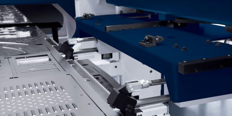 Top 7 Steps to Make Sheet Metal Fabricators Shine